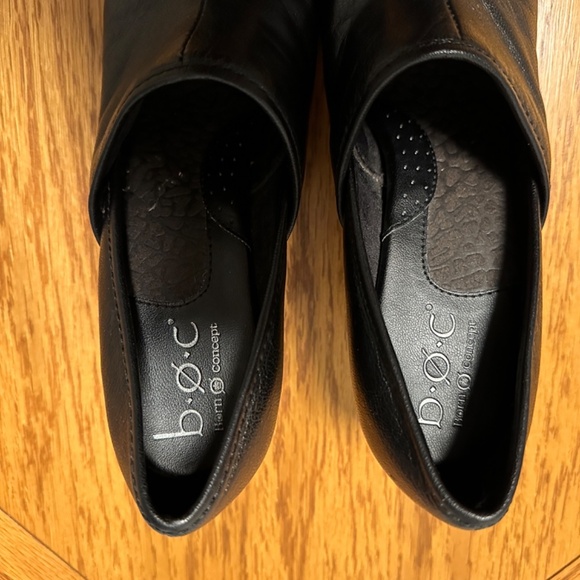 **B.O.C* Black Round Toe Heels Size 8.5 - Picture 4 of 8